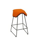 MyKolme design Oy ILOA One Bar - Bar Stool Black ash / orange fabric