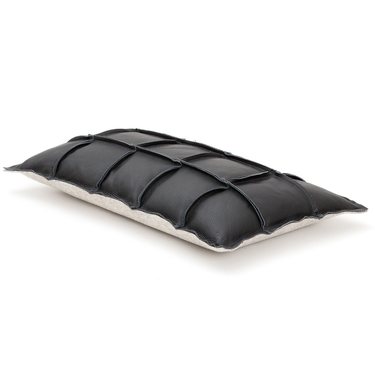 Miiko Design Oy Väre Cushion, μαύρο