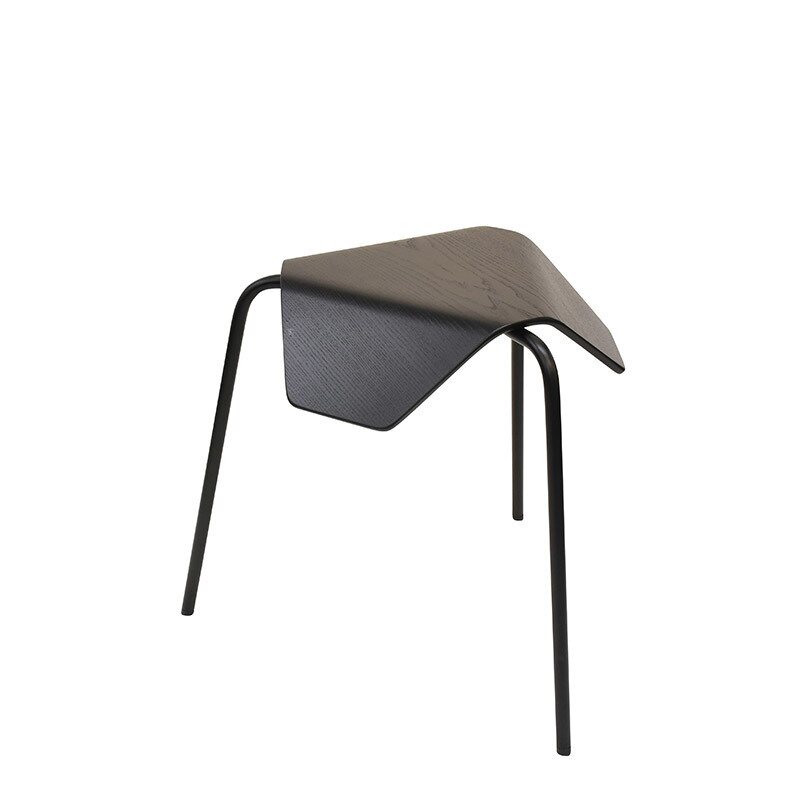 MyKolme design Oy TRIPLA 45 -jakkara erikoiserä Musta