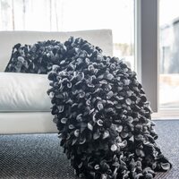 Satu Nisu Design Black blanket