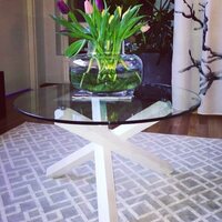Flying Carpet Punos coffee table, bílá / Clear sklo