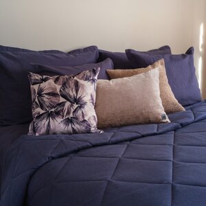 Lennol Oy Livia bedspread, Navy