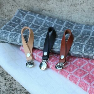 TR Leather Design Leather hanger