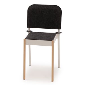 Vivero La Table -tuoli puisilla etujaloilla ja huopaverhoilulla