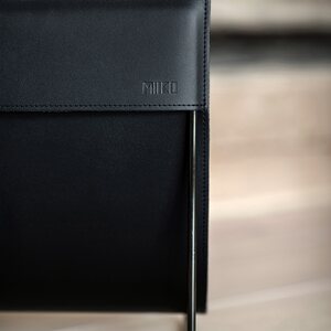 Miiko Design Oy Makasiini-magazine rack, Schwarz