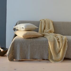 Bonden Kaarnas-villakoristetyyny, Birch yellow tone and natural beige