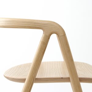 Made By Choice Laakso-chair, Colore naturale cenere