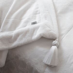 Lennol Oy May Bedspread