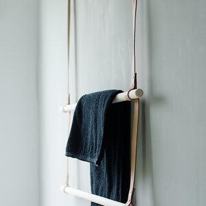 Gedigo Piece of Finland Albmi hanger double, natural coloured kůže