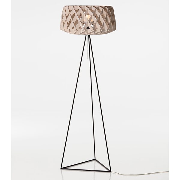 Showroom Finland Pilke 60 tripod -lattiavalaisin