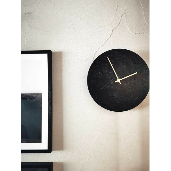 Lastu wall clock